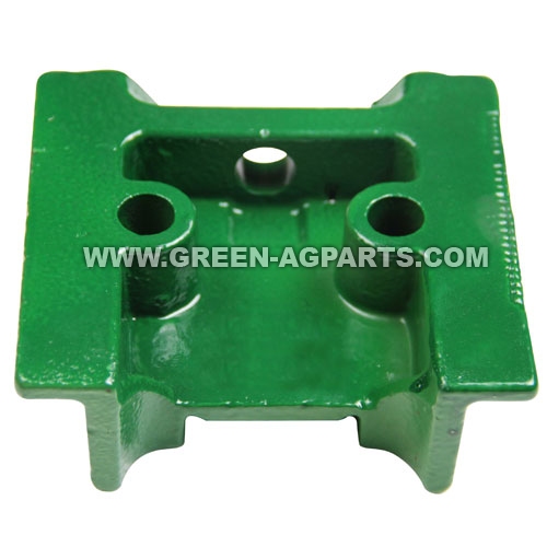 H84479 John Deere lower idler cast support new style