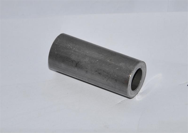 B30966 FC6007 Roller bushing for use with idlers, 1-1/2