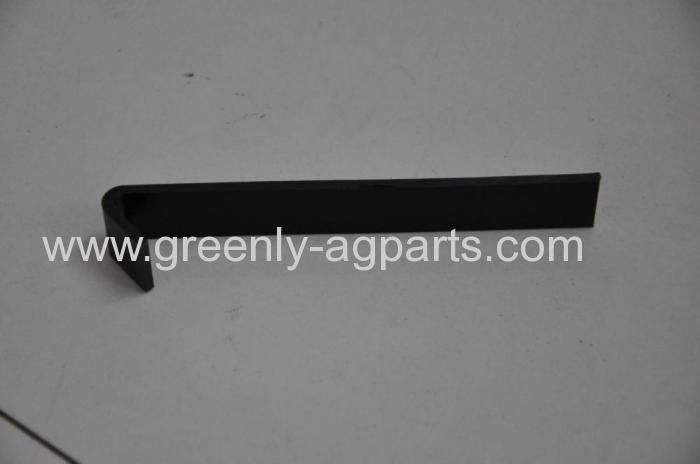 N282843 John Deere 1560 Grain drill seed deflector strap