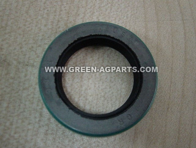 381721R91 Case-IH gathering chain drive shaft oil seal