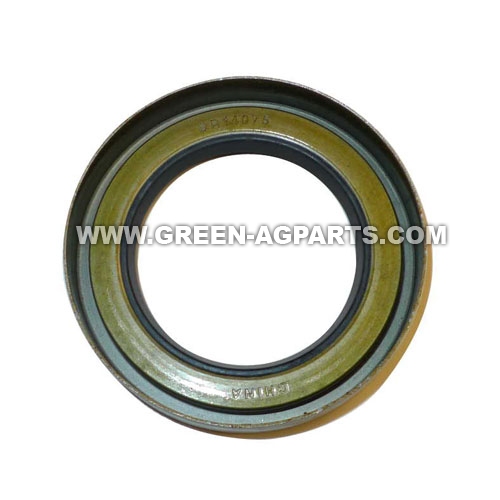 CR14975 John Deere grease seal fordisc hub